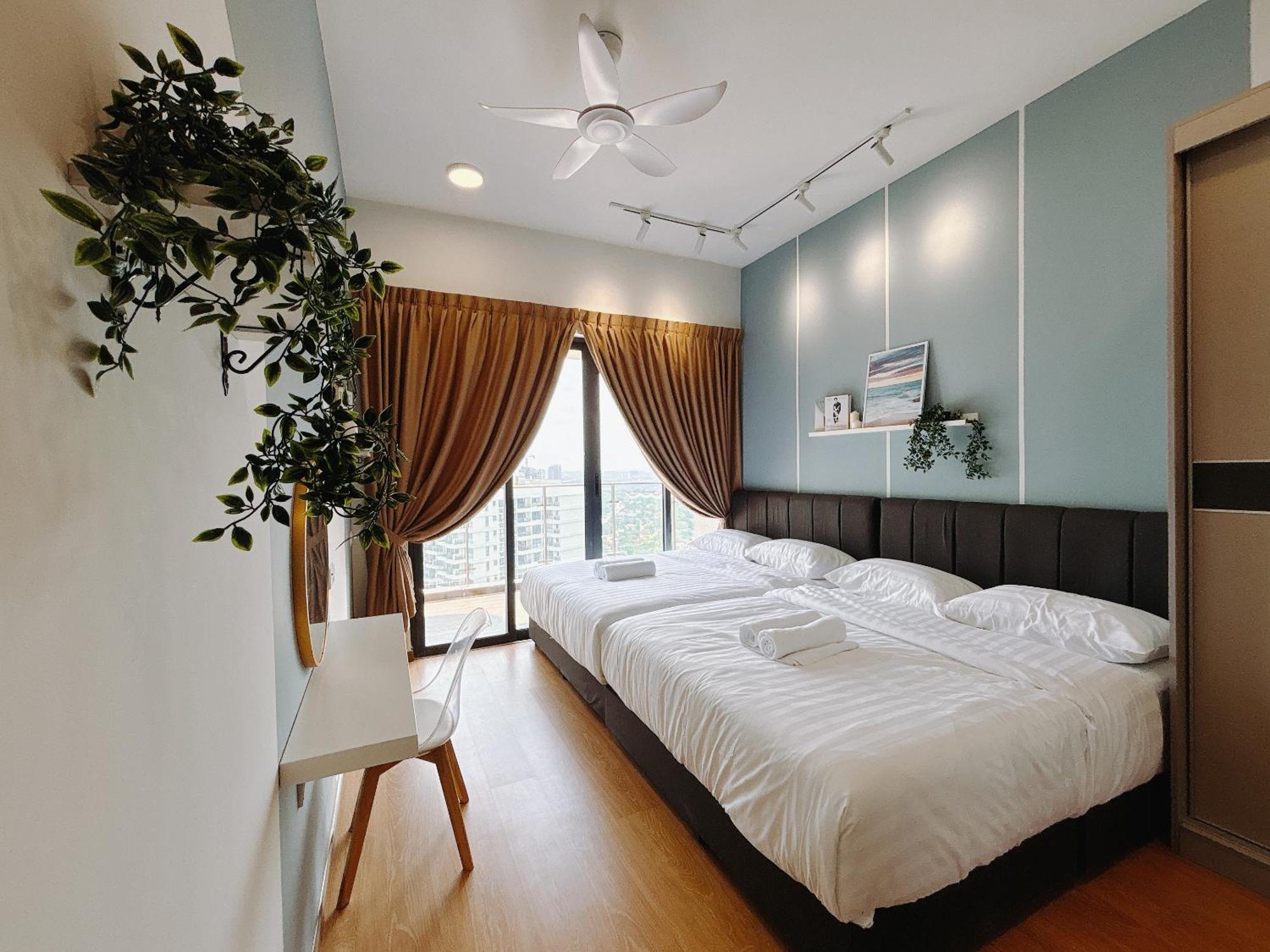 شقة Seafront Country Garden Danga Bay By Lions Bay جوهر بهرو الغرفة الصورة