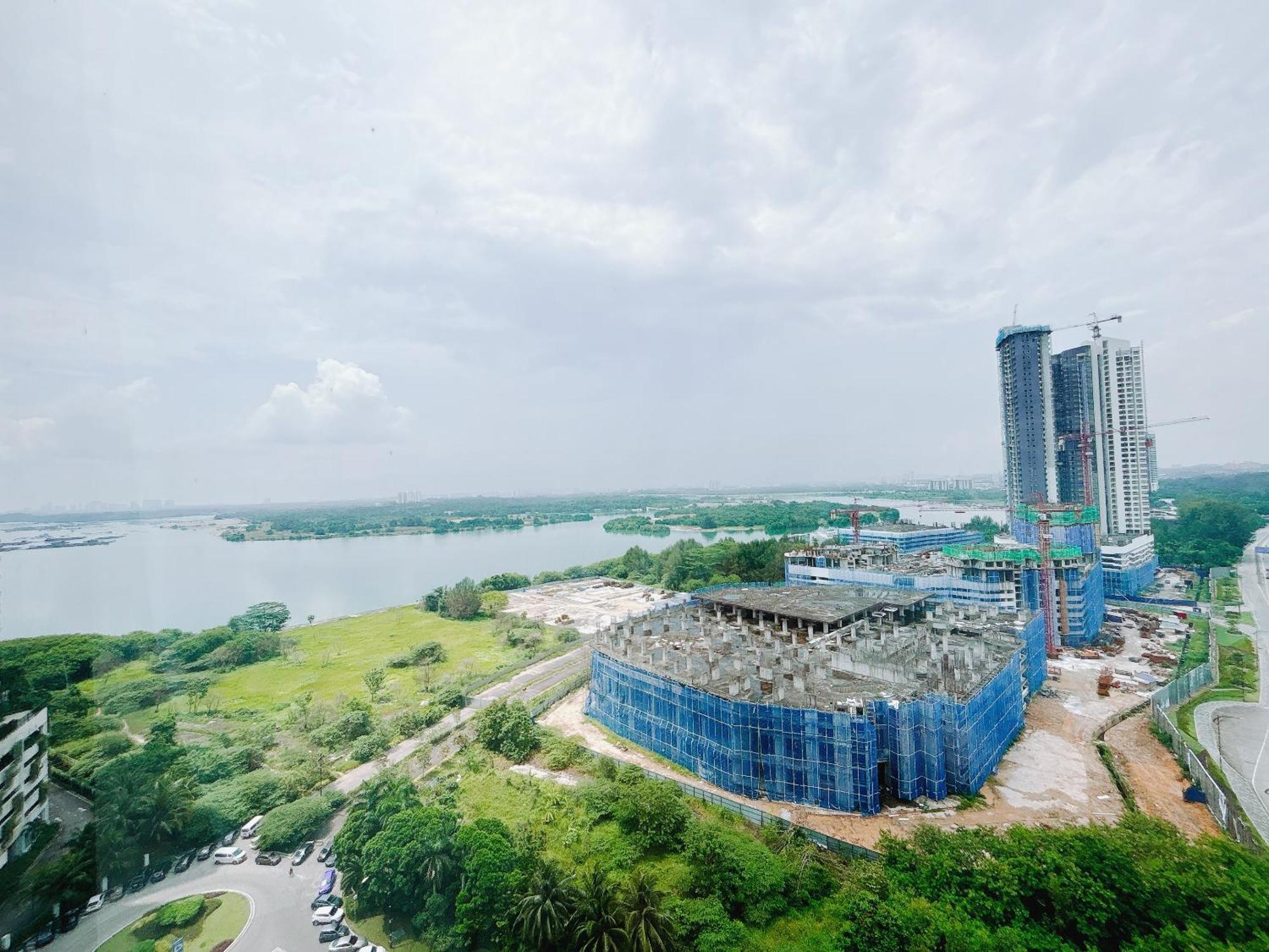 شقة Seafront Country Garden Danga Bay By Lions Bay جوهر بهرو الغرفة الصورة